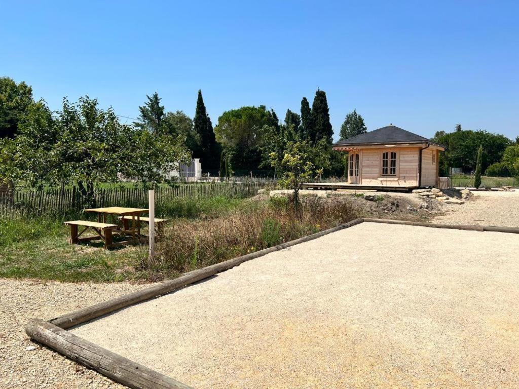 Bastide Des Martelieres Bed & Breakfast Salon-de-Provence Exterior photo